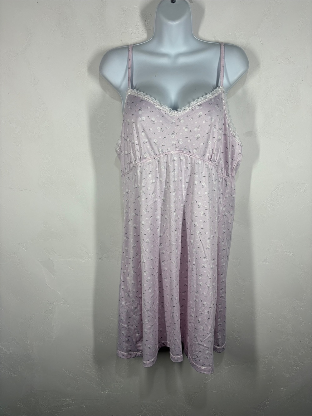 Rene Rofe Light Lavender Floral Lace-Trim Chemise size XL